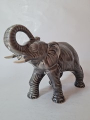 Sitzendorfer Фарфоровая статуэтка "Слон", серая, 18см х 23см, Германия, 1970-80гг.