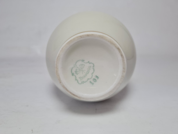 Bavaria Белая фарфоровая ваза с цветочным декором, 19,5 x 7,5 см, Германия, 1960-70гг.