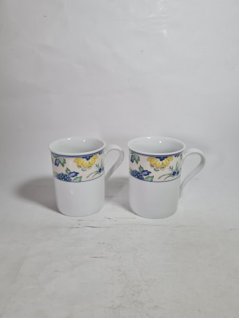 Кружка винтажная Hutschenreuther с ботаническим принтом, фарфор, 2 шт., 10.5 см, Германия, 1980-90гг.