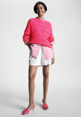 Tommy Hilfiger CREW NECK  Jumper bright cerise pink КРУГЛЫЙ ВЫРЕЗ джемперы ярко-вишнево-розовый