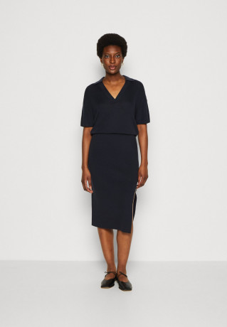 Tommy Hilfiger OPEN POLO BLOUSSON MIDI DRESS Jumper dress desert sky ПЛАТЬЕ МИДИ OPEN POLO BLOUSSON Платье-джемпер небо пустыни