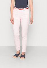 Tommy Hilfiger HAILEY PANT Chinos pastel pink БРЮКИ HAILEY Брюки чинос пастельно-розовый