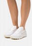 Nike Sportswear W WAFFLE ONE ESS Sneaker low summit white/fossil W WAFFLE ONE ESS кроссовки женские низкие саммит белый/ископаемый