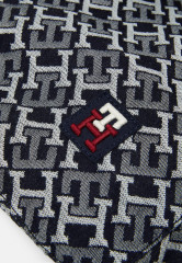 Tommy Hilfiger MODERN PREP TOTE UNISEX Tote bag denim monogram MODERN PREP TOTE UNISEX Сумка-тоут джинсовая монограмма