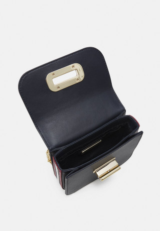 Tommy Hilfiger MINI TURNLOCK Across body bag space blue MINI TURNLOCK Сумка через плечо космический синий