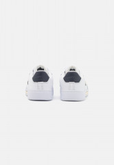 Tommy Hilfiger PREP COURT  Trainers white/raw blue ПОДГОТОВИТЕЛЬНАЯ СУДА Тренеры белый/синий