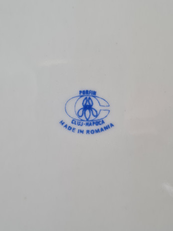 Тарелки винтажные Cluj-Napoca, белый фарфор, 2 шт., 19 см, Румыния, 1960-70гг.