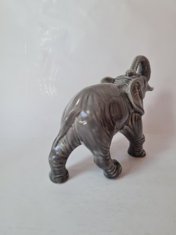 Sitzendorfer Фарфоровая статуэтка "Слон", серая, 18см х 23см, Германия, 1970-80гг.