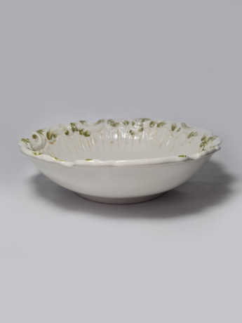 Bassano Italy im Still Круглое блюдо с фактурным краем "Розы и незабудки", 25 x 7см, Италия, 1960-70гг.