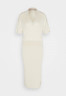 Tommy Hilfiger OPEN POLO BLOUSSON MIDI DRESS Jumper dress classic beige ПЛАТЬЕ МИДИ OPEN POLO BLOUSSON Платье-джемпер классический бежевый