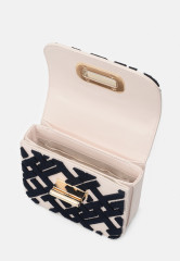 Tommy Hilfiger Across body bag feather white Сумка через плечо перо белое