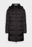 Tommy Hilfiger GLOBAL STRIPE COAT Down coat black GLOBAL STRIPE COAT Пуховик черный