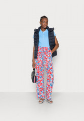 Tommy Hilfiger SCARF WIDE LEG PULL ON PANT Trousers island scarf red ШАРФ ШАРФ НА БРЮКАХ Брюки исландский шарф красный