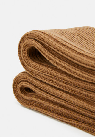 Tommy Hilfiger ESSENTIAL BEANIE SCARF UNISEX SET Beanie countryside khaki ESSENTIAL BEANIE SCARF UNISEX SET Beanie загородный хаки