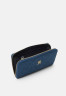 Tommy Hilfiger FLOW LARGE Wallet blue coast FLOW LARGE Кошелек голубое побережье