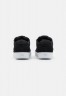Nike SB FORCE 58 UNISEX Sneaker low black/white FORCE 58 UNISEX Низкие кроссовки женские черно-белый