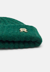 Tommy Hilfiger MODERN FLUFFY BEANIE Beanie prep green MODERN FLUFFY BEANIE Шапочка подготовка зеленый