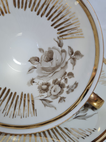 Чайная пара винтажная Winterling Marktleuthen Bavaria с желтым цветком и золотым узором, фарфор, Германия, 1960-1970гг.