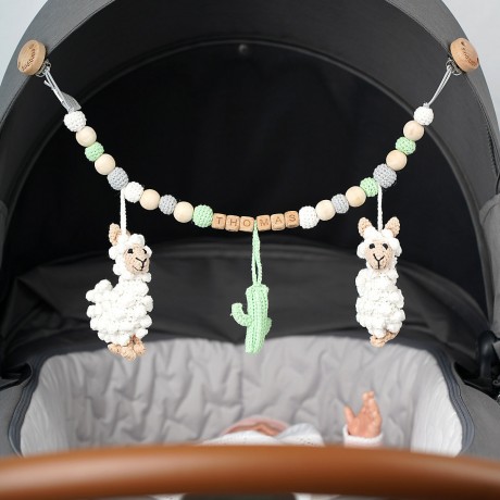 SindiBaba® Kinderwagenkette Lama LUKE gehakelt mit Rasseln Цепочка для коляски Lama LUKE связана крючком с погремушками