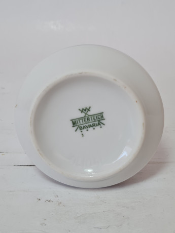 Ваза винтажная Mitterteich Bavaria с серебристой / синей полосой, фарфор, 11 см, Германия, 1960-70гг.