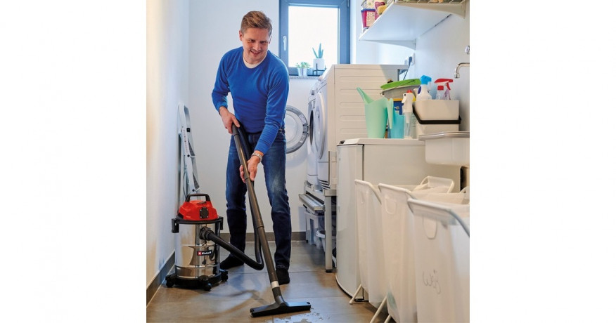 Einhell Einhell Nass-/Trockensauger TC-VC 1820 SA rot/silber  rot/silber Пылесос для влажной и сухой уборки Einhell TC-VC 1820 SA красный/серебристый