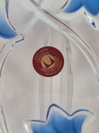 Тарелка сервировочная винтажная Walther Glas в форме сердца и декором из колокольчиков, хрусталь, 24 х 23 см, Германия, 1970-80гг.