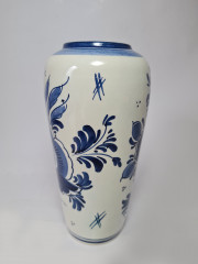 Ваза винтажная среднего размера Delft Holland "Синие цветы", дельфтский фарфор, 17,5 см, Голландия, 1960-70гг.