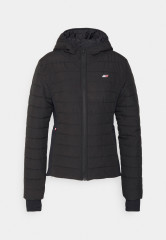 Tommy Hilfiger SLIM SORONA PADDED HOOD JACKET Outdoor jacket black КУРТКА С УТЕПЛЕННЫМ КАПЮШОНОМ SLIM SORONA Куртка для активного отдыха черный