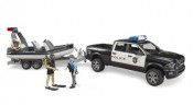 Bruder 02507 RAM 2500 Polizei Pickup mit Licht und Sound Anhanger Boot und 2 Figuren 02507 Полицейский пикап RAM 2500 со световым и звуковым прицепом