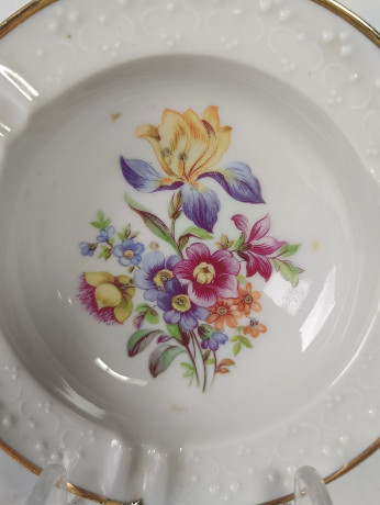 Пепельница винтажная Freiberger Porzellan / Коллекция Diamant, с цветочным декором, фарфор, 12.5 см, Германия, 1970-80гг.