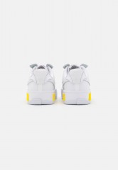 Nike Sportswear AIR FORCE 1 FONTANKA Sneaker low white/summit white/photon dust/optic yellow/black AIR FORCE 1 FONTANKA кроссовки женские низкие белый/вершинный белый/фотонная пыль/оптический желтый/черный