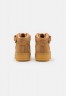 Nike Sportswear AIR FORCE 1 MID #x27;07 WB Sneaker high flax/wheat/light brown/black/team gold AIR FORCE 1 MID #x27;07 WB Высокие кроссовки женские лен/пшеница/светло-коричневый/черный/золотая команда