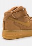 Nike Sportswear AIR FORCE 1 MID #x27;07 WB Sneaker high flax/wheat/light brown/black/team gold AIR FORCE 1 MID #x27;07 WB Высокие кроссовки женские лен/пшеница/светло-коричневый/черный/золотая команда