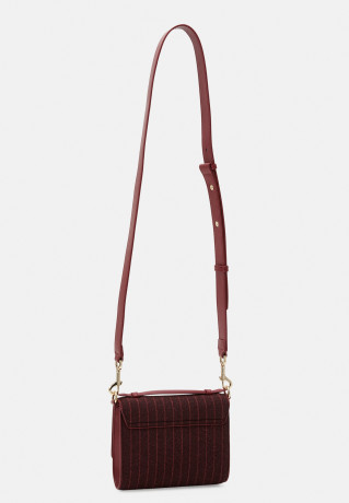 Tommy Hilfiger CHIC CROSSOVER PINSTRIPE Handbag red allover CHIC CROSSOVER PINSTRIPE Сумка красный повсюду