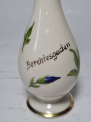 Ваза винтажная фарфоровая J. Seltmann Vohenstrauß Bavaria "Синий цветок", 17 x 5,5 см, Германия, 1960-70гг.