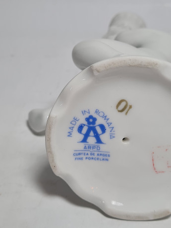 Подсвечник винтажный ARPO, в основании фигурка младенца, фарфор, 17 см, Румыния, 1960-70гг.