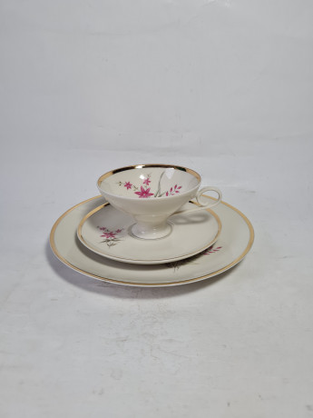 Чайное трио винтажное Bareuther Waldsassen Bavaria в бело-розовых тонах с растительным декором, фарфор, Германия, 1970-80гг.