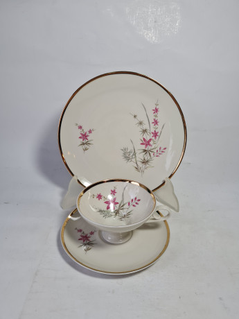 Чайное трио винтажное Bareuther Waldsassen Bavaria в бело-розовых тонах с растительным декором, фарфор, Германия, 1970-80гг.