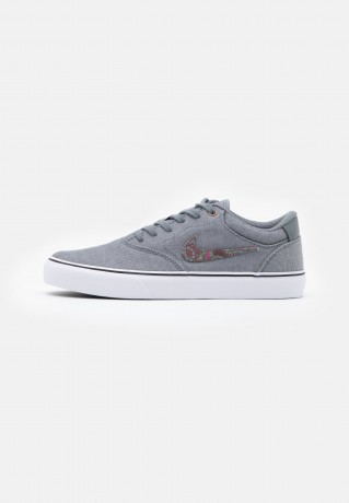Nike SB CHRON 2 PREMIUM UNISEX Sneaker low cool grey/sangria/sail/white CHRON 2 PREMIUM UNISEX Низкие кроссовки женские холодный серый/сангрия/парус/белый