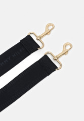 Tommy Hilfiger ICONIC CAMERA BAG  Across body bag space blue ICONIC CAMERA BAG Сумка через плечо космический синий