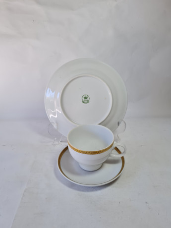 Чайное трио винтажное Kahla GDR с золотым узором по краю, фарфор, ГДР, 1960-70гг.