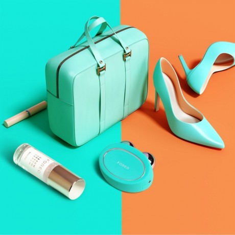 FOREO Mikrostromgerat zur Gesichtsstraffung  Микротоковый аппарат для подтяжки лица