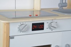 Eichhorn Spielkuche играть в кухню