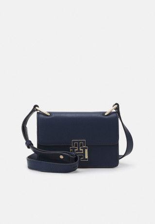 Tommy Hilfiger PUSHLOCK MINI CROSSOVER Across body bag space blue PUSHLOCK MINI CROSSOVER Сумка через плечо космический синий