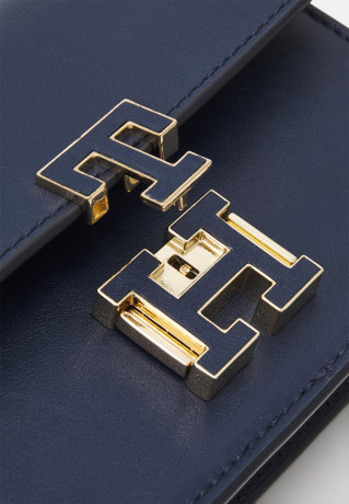 Tommy Hilfiger PUSHLOCK MINI CROSSOVER Across body bag space blue PUSHLOCK MINI CROSSOVER Сумка через плечо космический синий