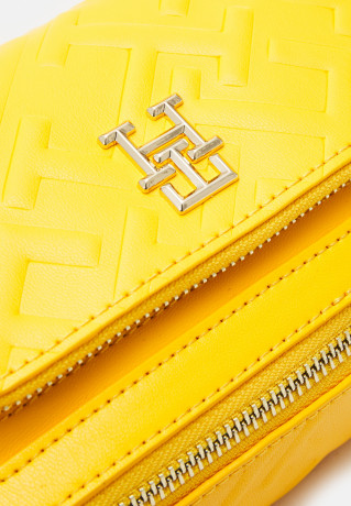 Tommy Hilfiger ICONIC CAMERA BAG  Across body bag solstice ICONIC CAMERA BAG Сумка через плечо солнцестояние