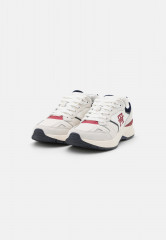 Tommy Hilfiger MODERN PREPPY RUNNER Trainers white  MODERN PREPPY RUNNER — Кроссовки белый