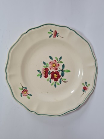 Sarreguemines Коллекционная керамическая тарелка "Букет цветов", 25см, Франция 1920г.