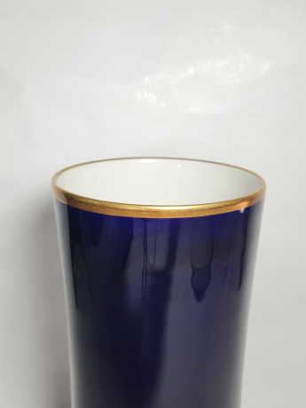 Ваза винтажная Jaeger&Co PMR Bavaria, темно-синяя с золотистым орнаментом, фарфор, 25 см, Германия, 1960-70гг.