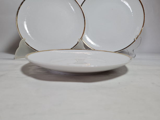Тарелка винтажная Kahla с золотым ободком, фарфор, 3 шт., 19 см, Германия, 1970-80гг.